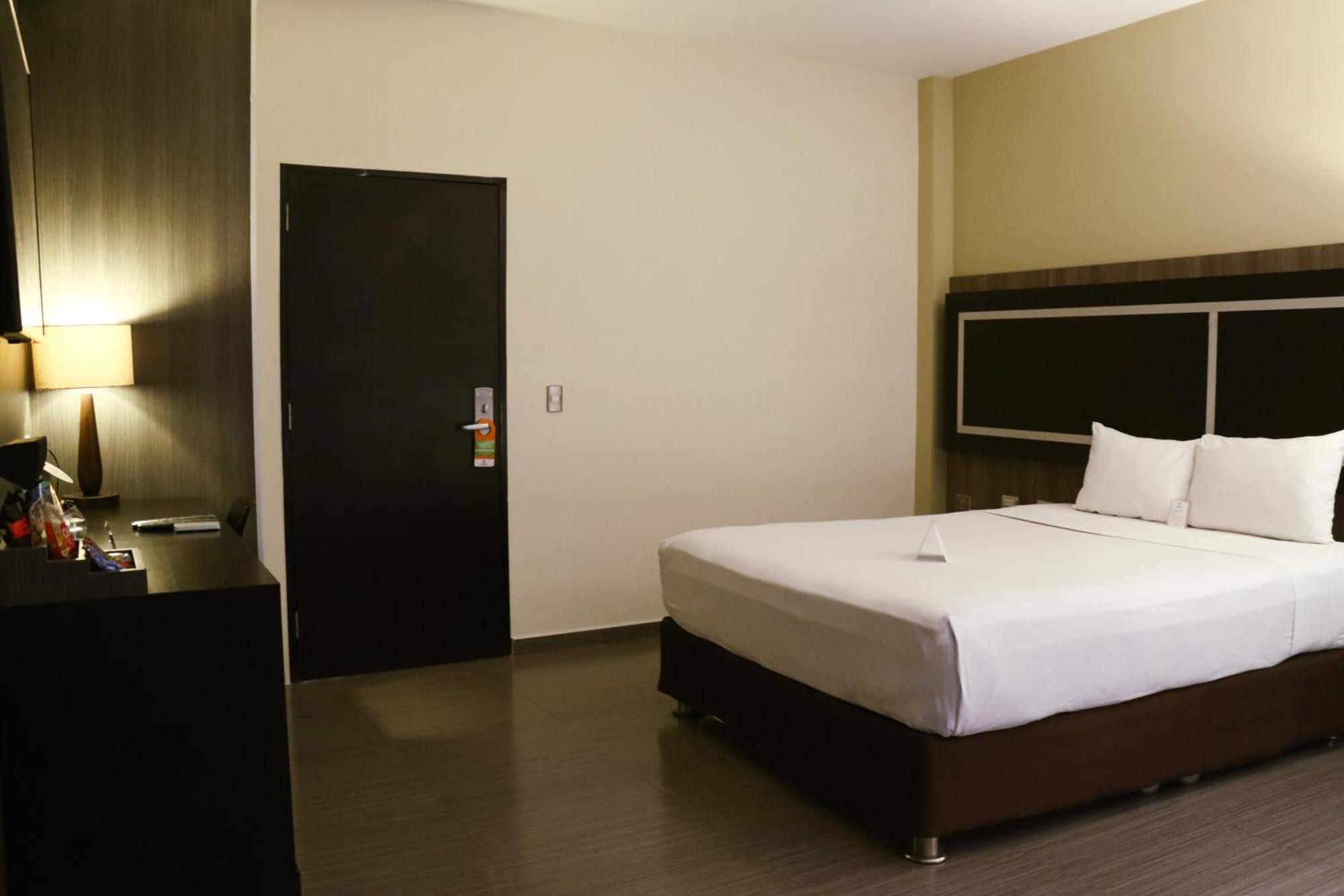 Rado Hotel - Santa Maria Trujillo Eksteriør bilde